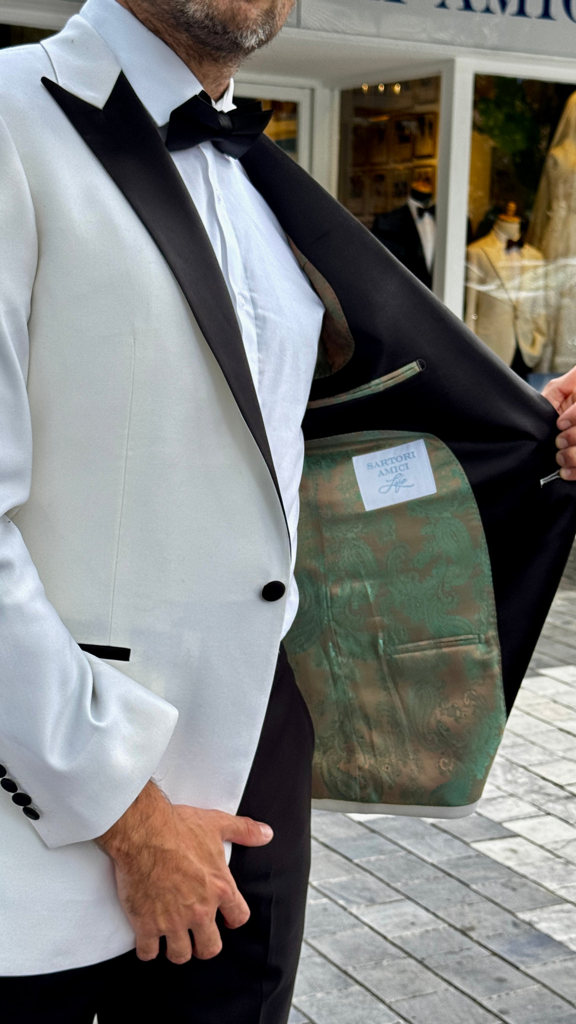 Custom-Made Off-White Dinner Jacket with Black Lapel My Grooms Room Custom-Made Off-White Dinner Jacket with Black Lapel My Grooms Room